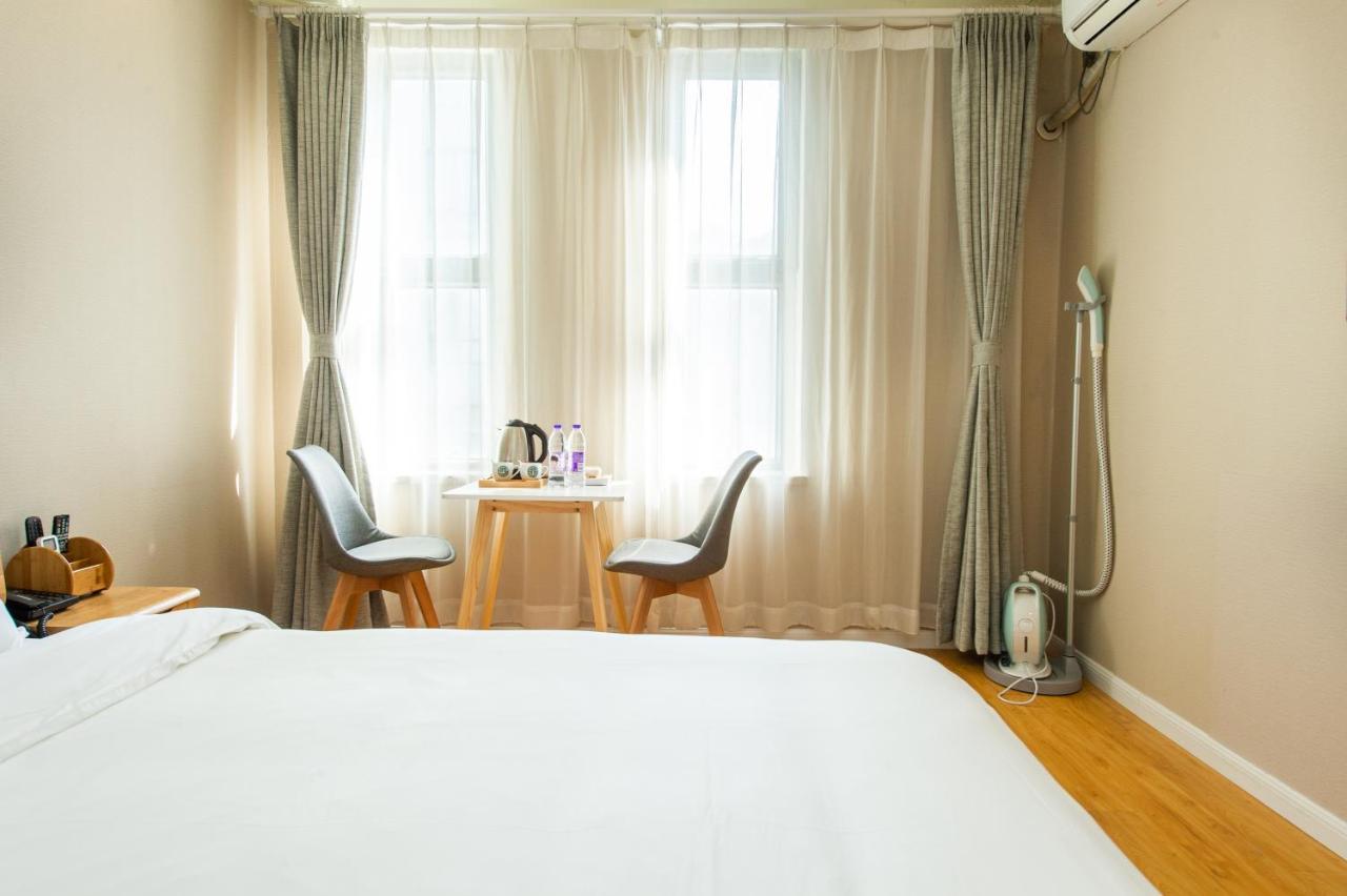 Hotel J 3*