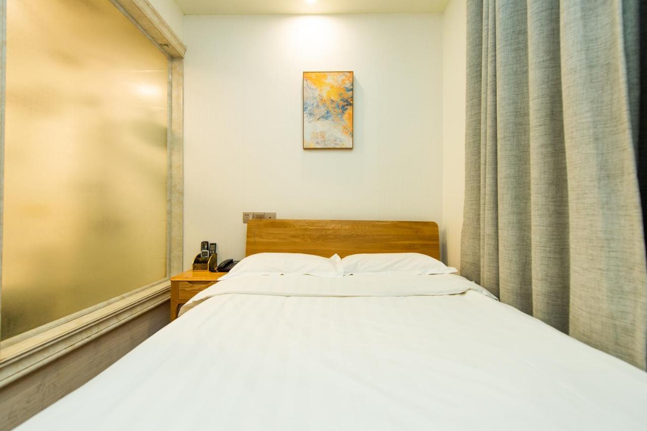Hotel J 3*